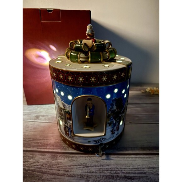 Villeroy & Boch Other - SOLD***Villeroy & Boch Christmas Toys Musical "Joy To The World" Candle Light